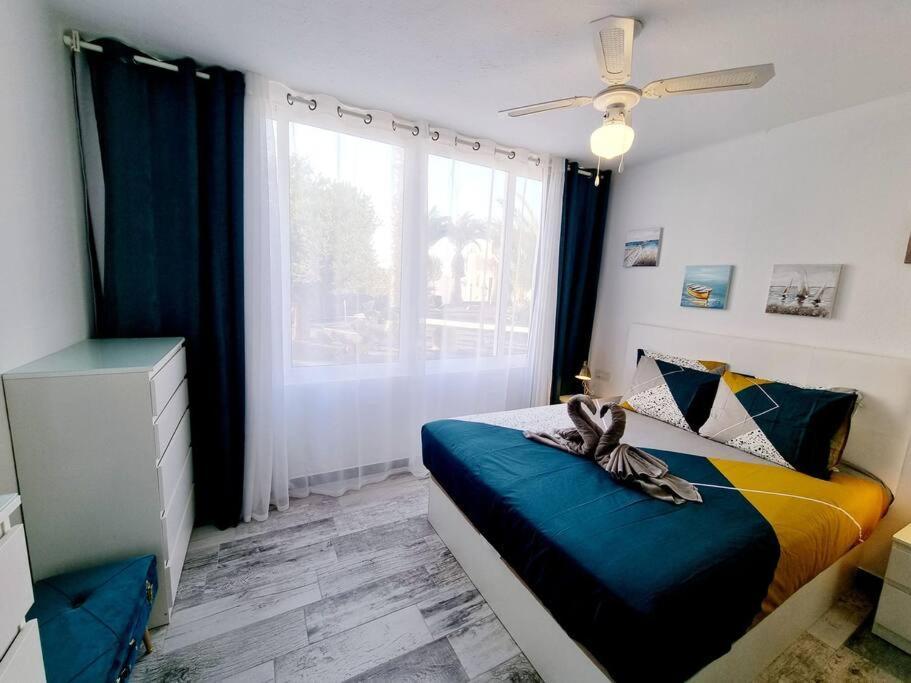 קוסטה טגוויסה Apartamento Smeraldo 11 Playa Roca מראה חיצוני תמונה